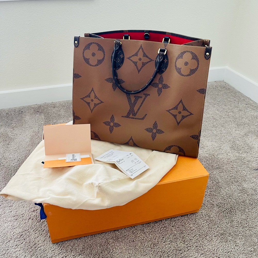 SOLD!!!!    Onthego GM Louis Vuitton